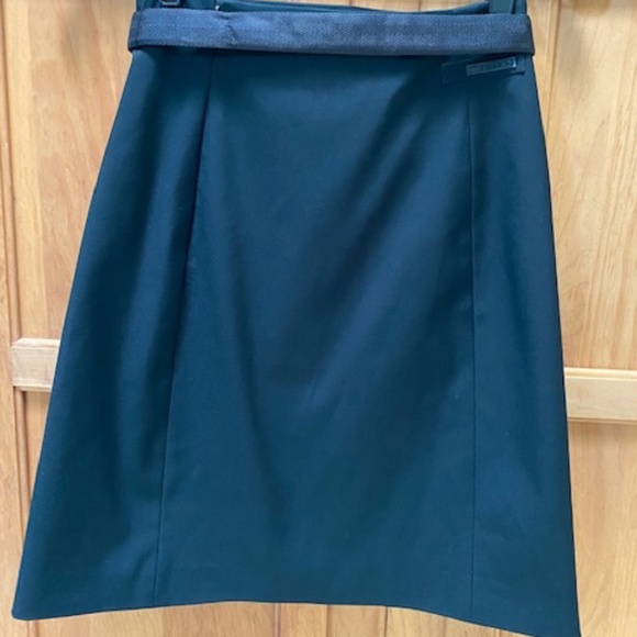 NWT Prada Skirt with Belt Size 38 - Picture 2 of 13